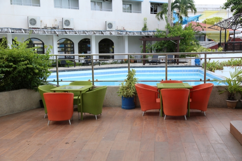フィリピン留学 Cebu21 - Cebu Blue Ocean Academy-Pool and Ocean View-8